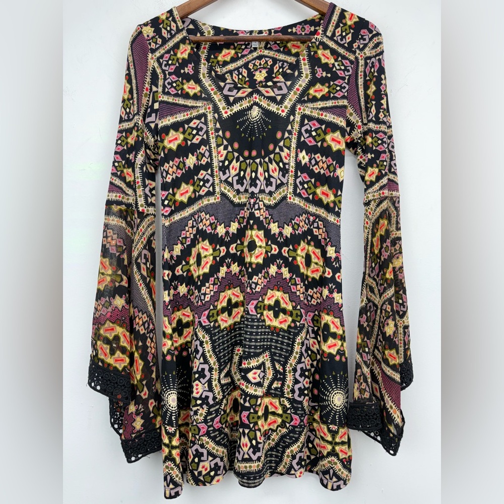 Patrons Of Peace size Small Women’s Multicolor Boho Hippie Bell Sleeve Dress